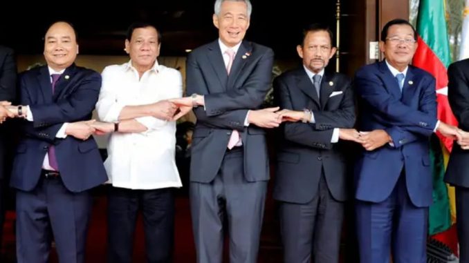 Asean dibawah Malaysia